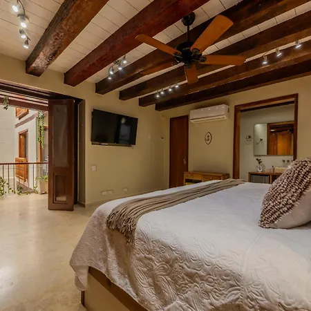 Сasa de vacaciones Casa Romi - Spectacular House In The Center Cartagena