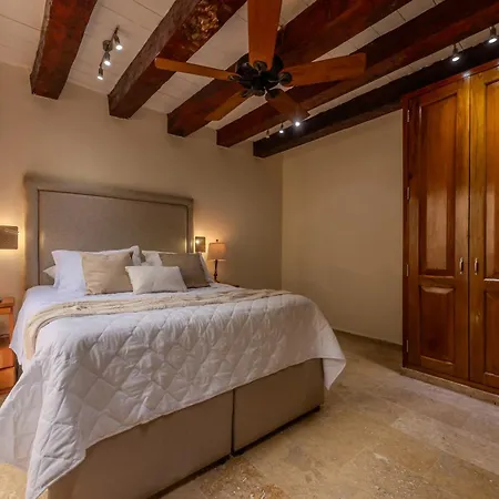 Casa Romi - Spectacular House In The Center