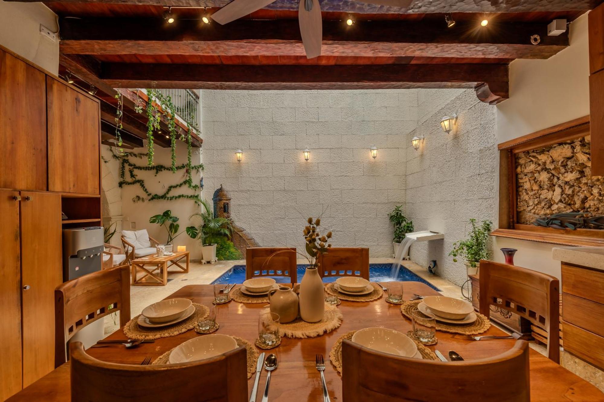 Casa Romi - Spectacular House In The Center Holiday home