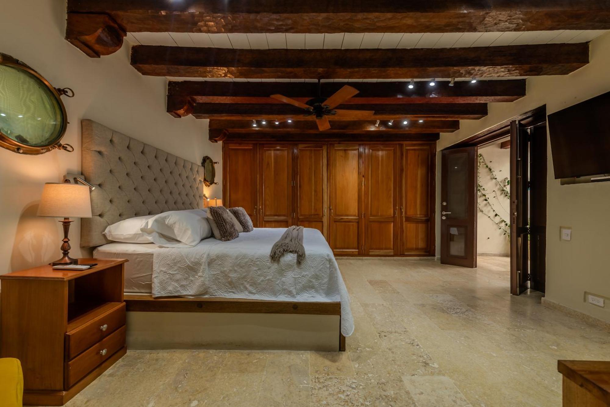 Casa Romi - Spectacular House In The Center *