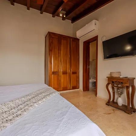Casa Romi - Spectacular House In The Center *