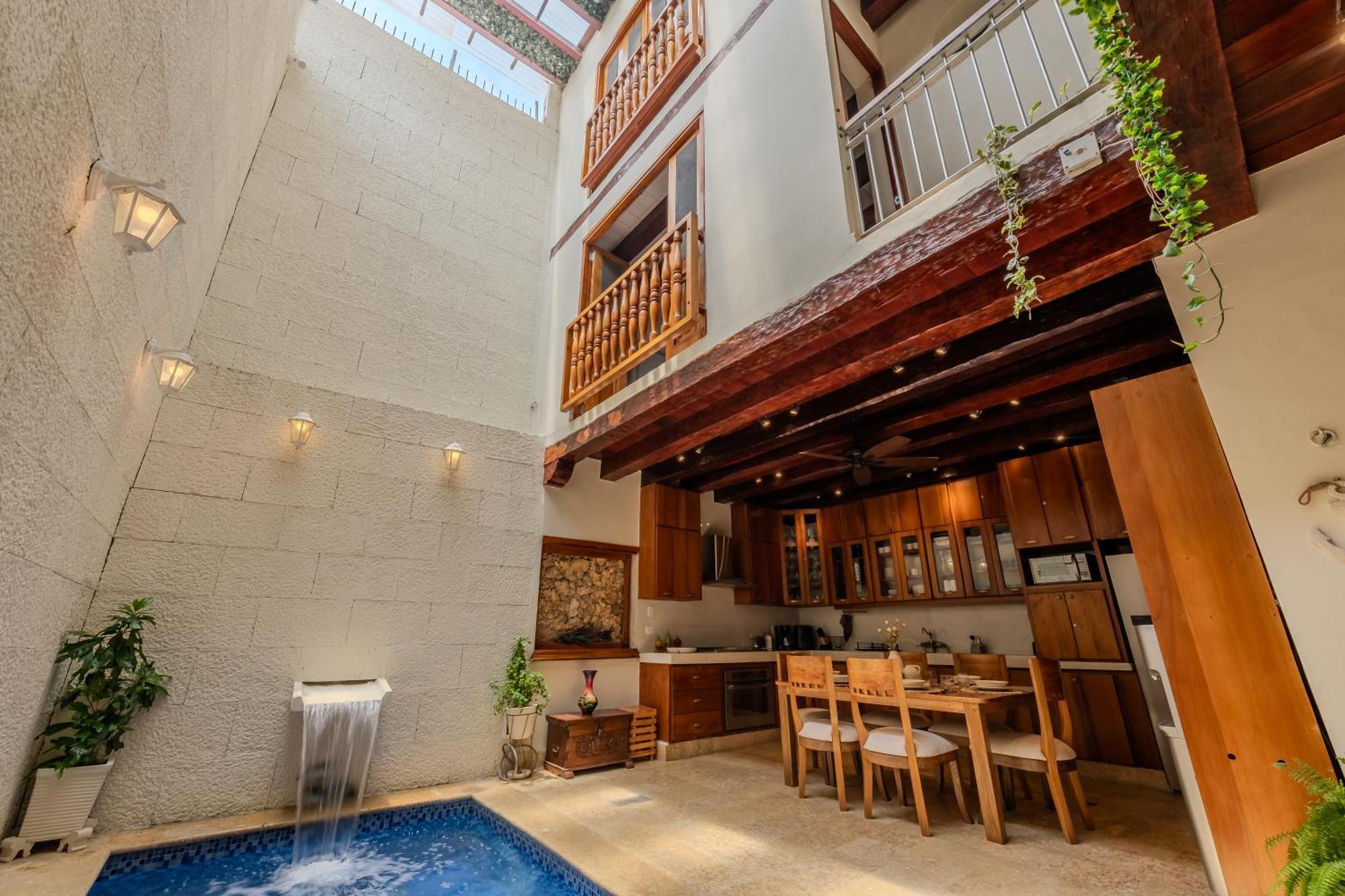 Casa Romi - Spectacular House In The Center Сasa de vacaciones Cartagena